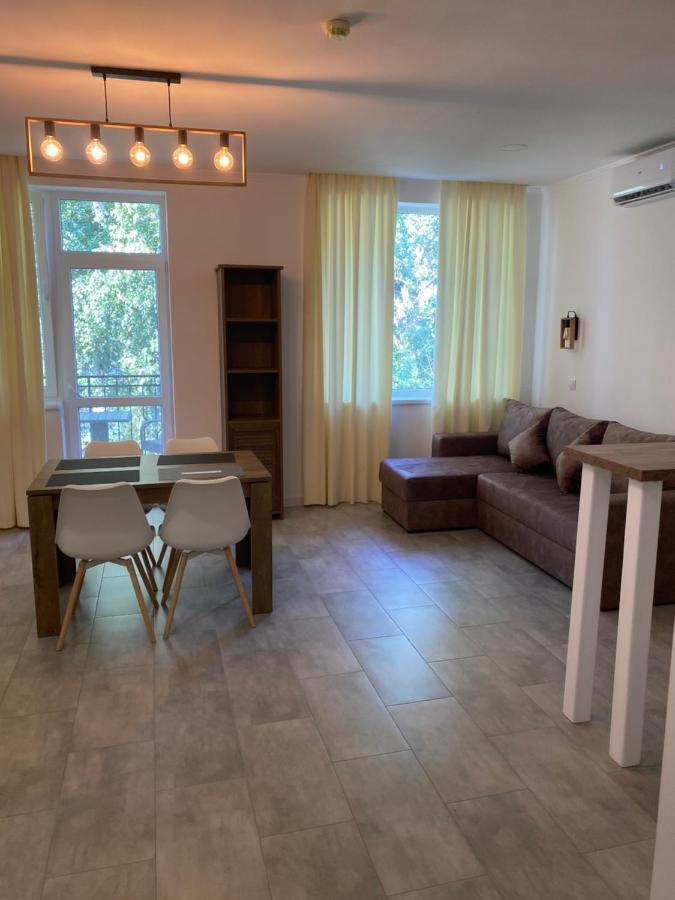 Boutique Hotel Enjoy Sergeyevka Bagian luar foto