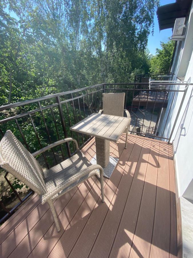 Boutique Hotel Enjoy Sergeyevka Bagian luar foto